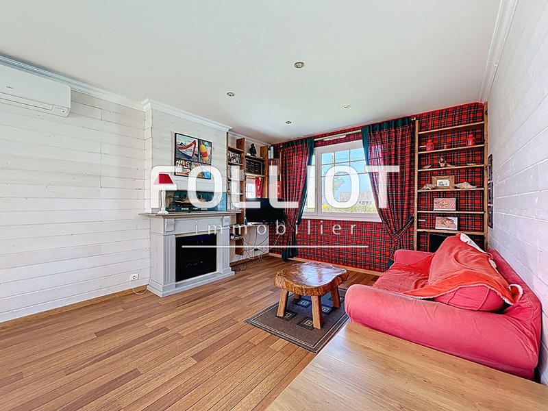 Maison - 142 m² - 7 pièces