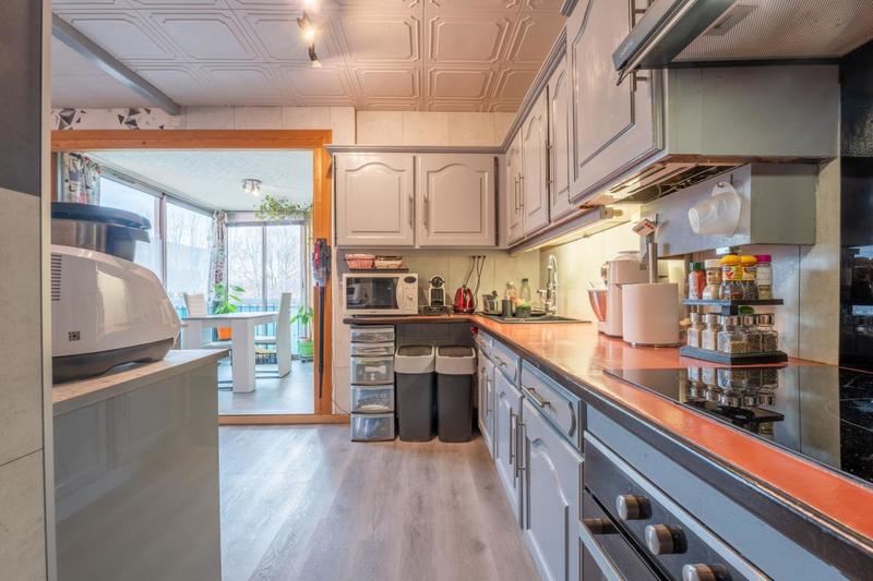 Appartement - 97 m² - 5 pièces