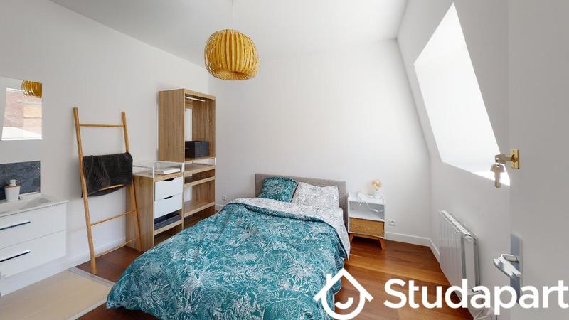 Chambre - 10 m² - 1 pièce