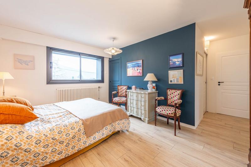 Appartement - 95 m² - 3 pièces