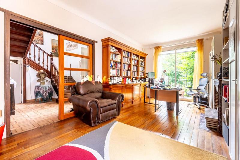 Maison - 190 m² - 8 pièces