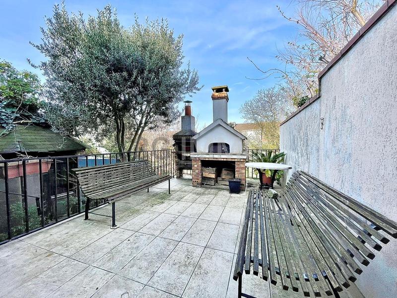 Maison - 200 m² - 8 pièces