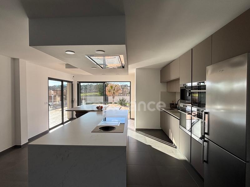 Maison - 120 m² - 4 pièces