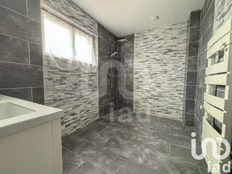 Maison - 152 m² - 7 pièces