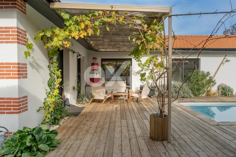 Maison - 160 m² - 6 pièces