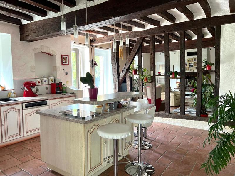 Maison - 350 m² - 14 pièces