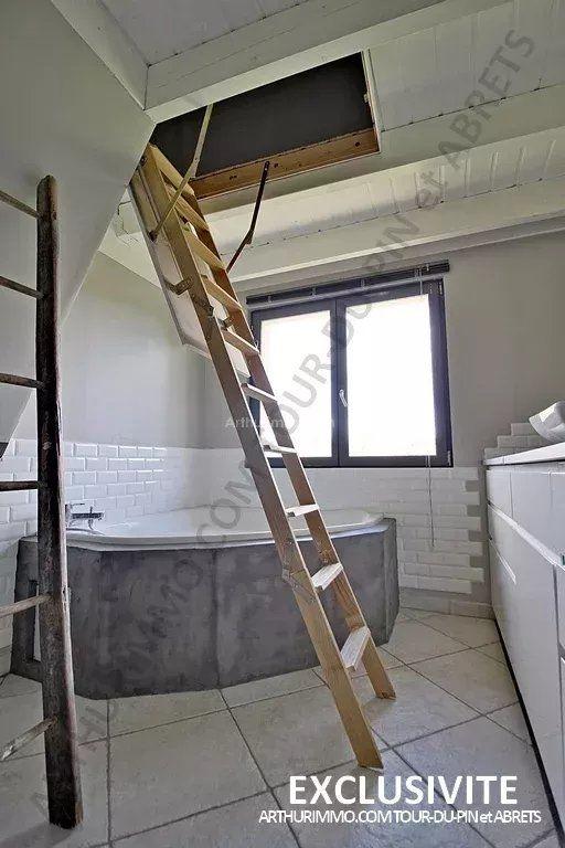 Maison - 162 m² - 5 pièces