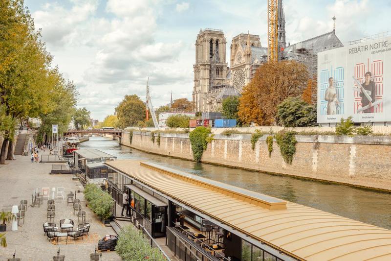 Maison - 311 m² - 11 pièces