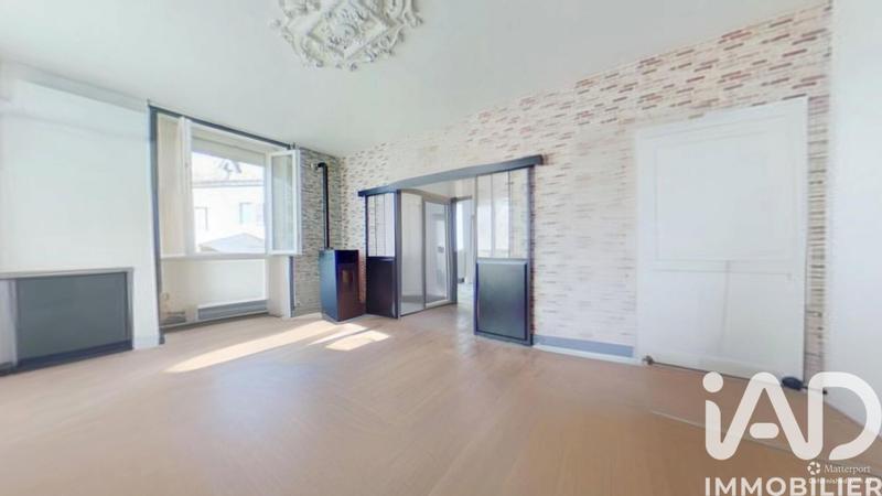 Maison - 224 m² - 7 pièces