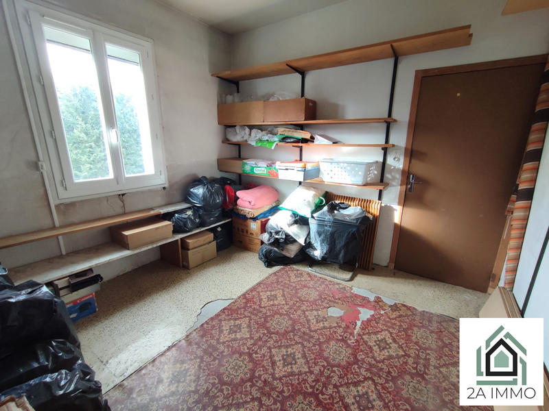 Maison - 230 m² - 9 pièces