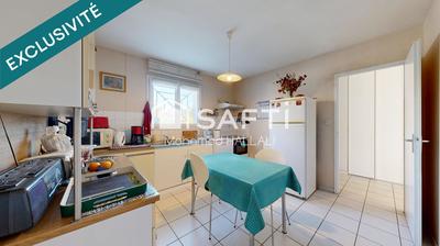 Maison - 93 m² - 4 pièces