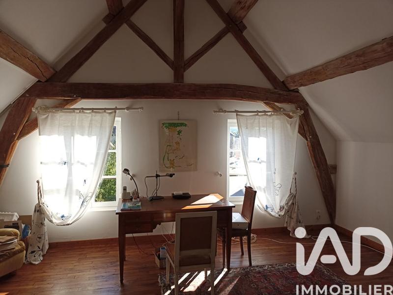 Maison - 214 m² - 6 pièces