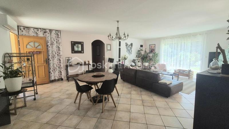 Villa - 171 m² - 7 pièces