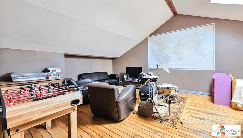 Maison - 175 m² - 7 pièces