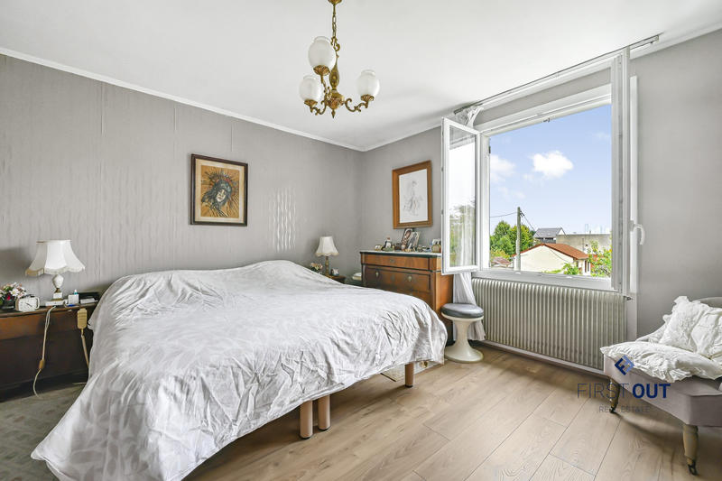 Maison - 190 m² - 5 pièces