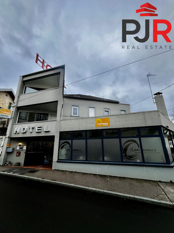 Local commercial - 574 m²