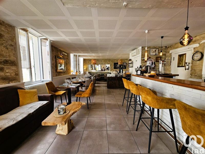 Local commercial - 111 m²