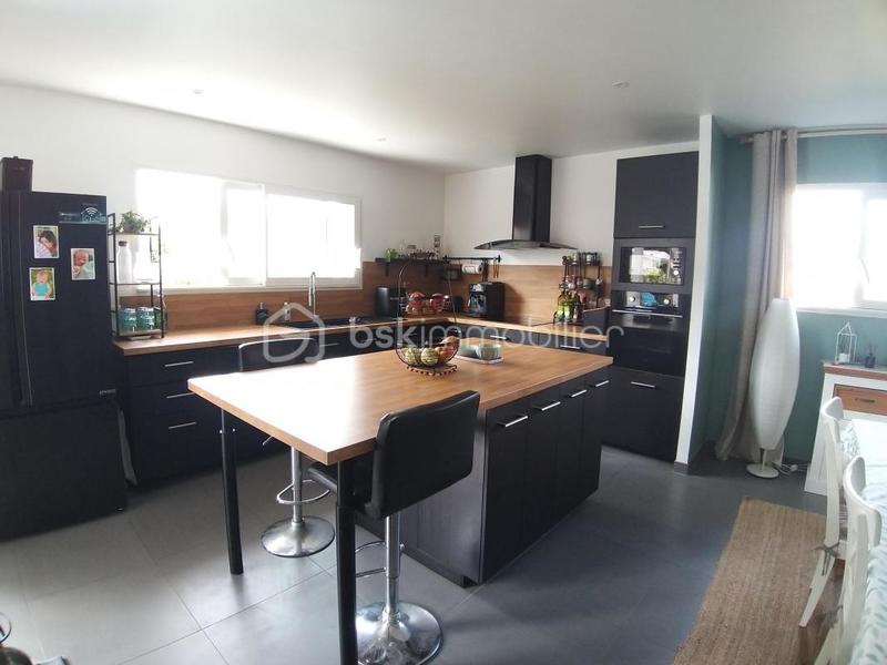 Maison - 101 m² - 4 pièces