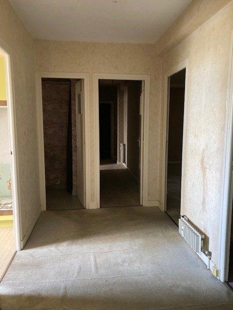 Appartement - 95 m² - 5 pièces