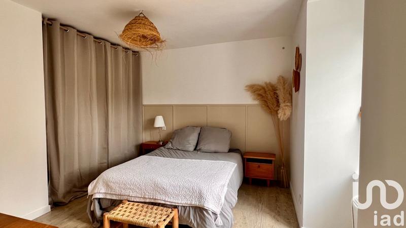 Maison - 240 m² - 8 pièces