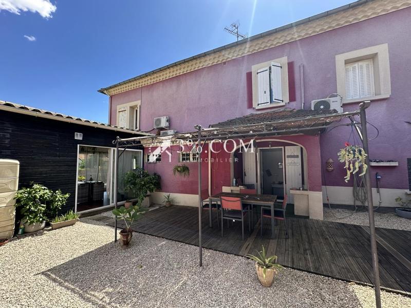 Maison chambre d'hôtes - 286 m² - 10 pièces