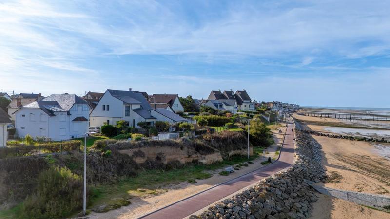 Maison - 237 m² - 7 pièces