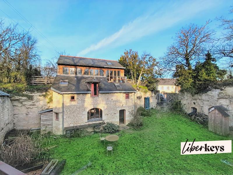 Maison ancienne - 162 m² - 6 pièces