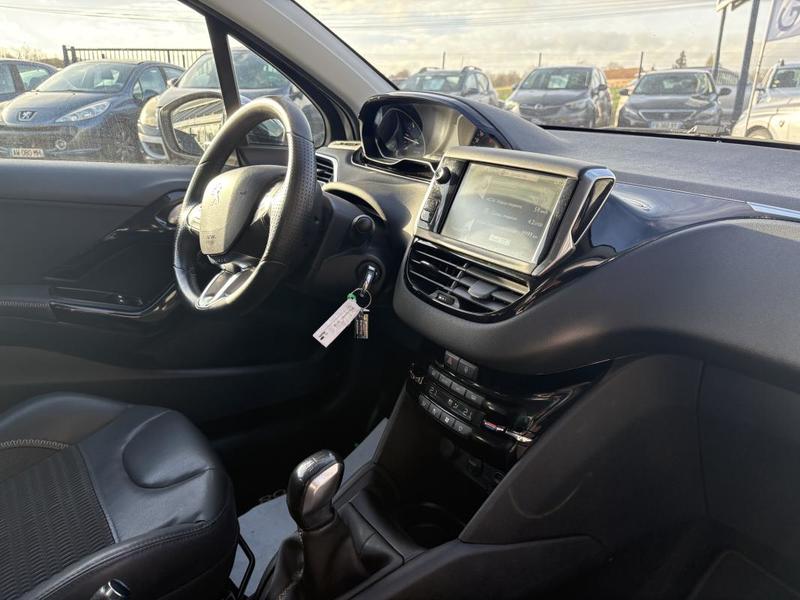 Peugeot 208 1.6l Hdi 90 Cv Allure - Kit Distribution Fait en 2025