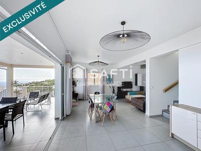 Maison - 140 m² - 5 pièces