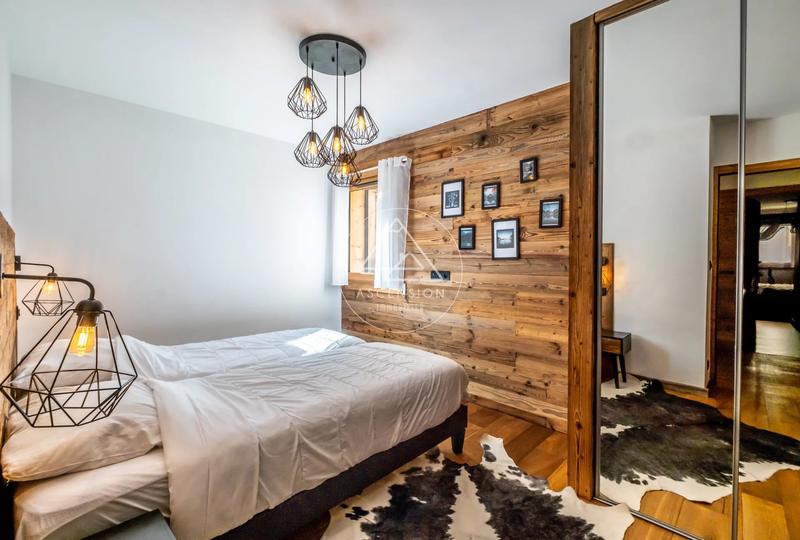 Appartement - 90 m² - 3 pièces