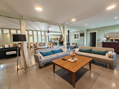 Maison ancienne - 280 m² - 7 pièces