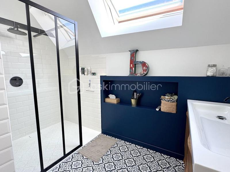 Maison en pierre - 240 m² - 8 pièces