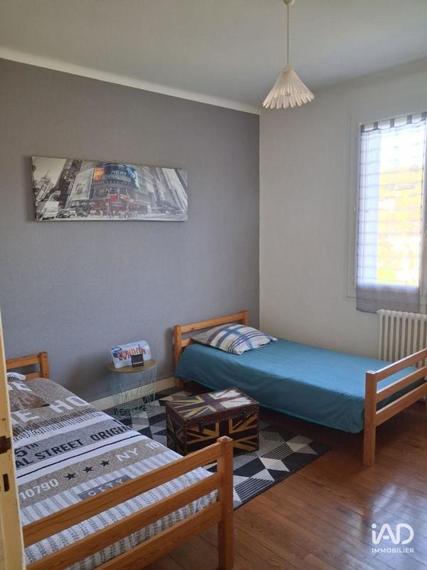 Maison - 207 m² - 6 pièces