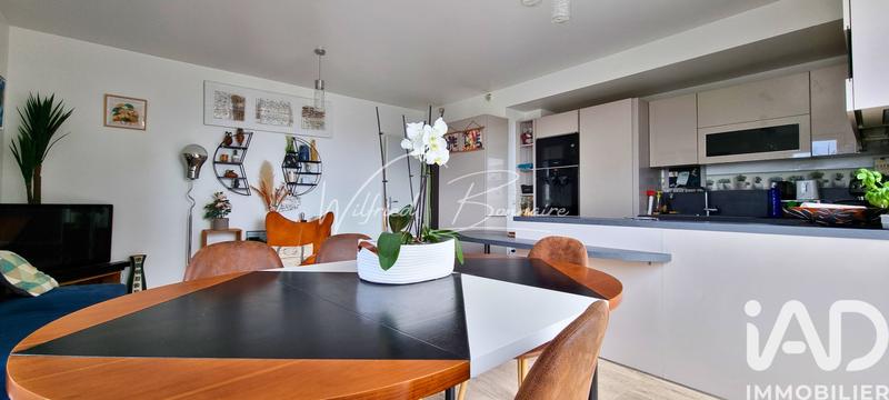 Appartement - 99 m² - 5 pièces