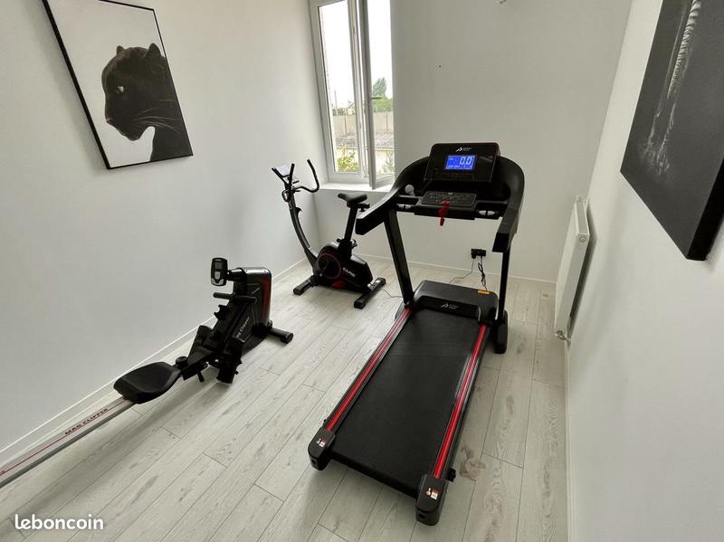 Chambre - 241 m² - 1 pièce