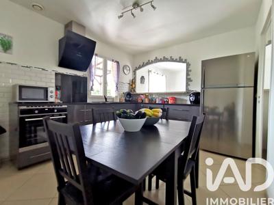 Maison - 110 m² - 6 pièces