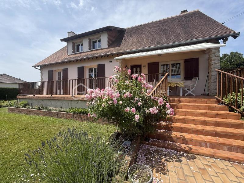 Maison - 146 m² - 6 pièces