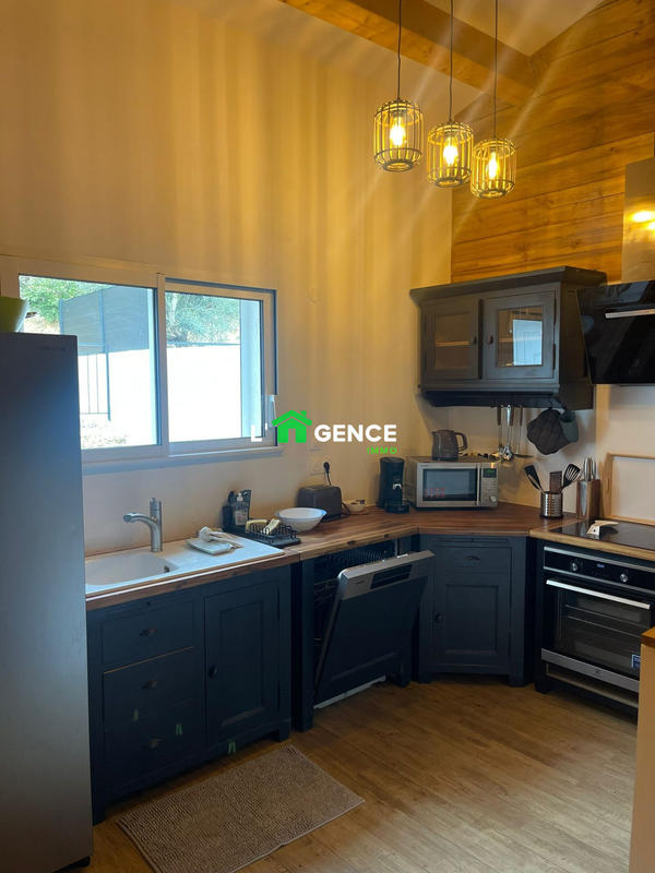 Maison - 160 m² - 5 pièces