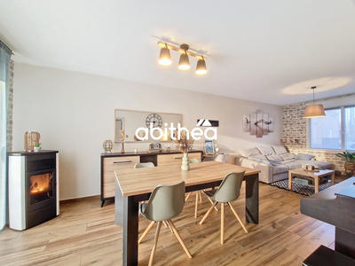 Maison - 98 m² - 4 pièces