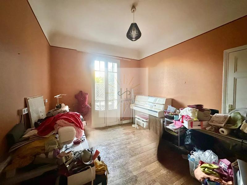 Maison - 150 m² - 9 pièces