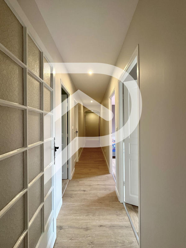 Maison - 157 m² - 5 pièces