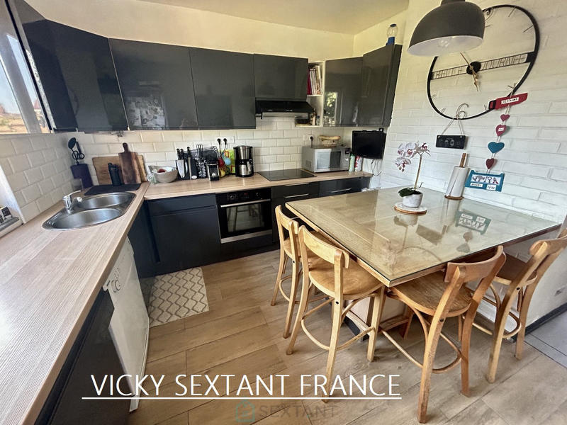 Maison - 133 m² - 6 pièces