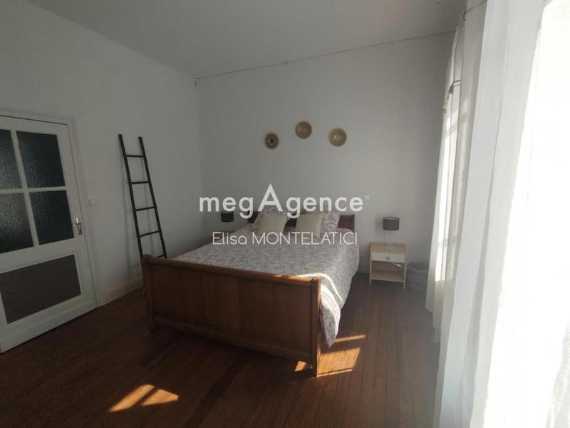 Maison de village - 255 m² - 8 pièces