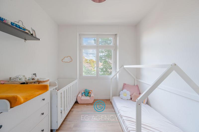 Appartement - 82 m² - 4 pièces