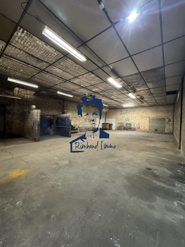 Local d'activités - 600 m²