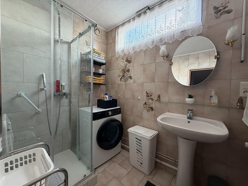 Appartement - 84 m² - 4 pièces