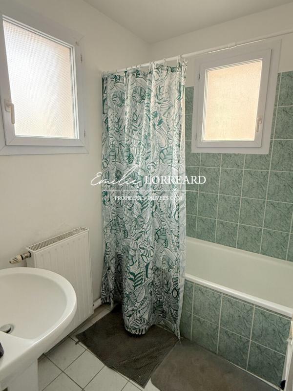 Maison - 92 m² - 5 pièces