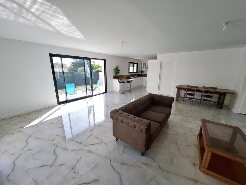 Maison - 103 m² - 4 pièces