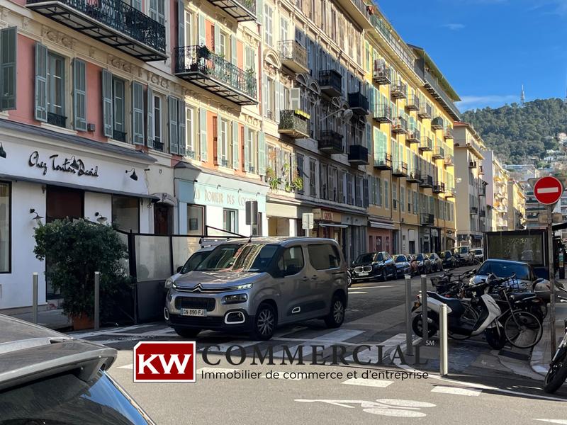 Fonds de commerce - 110 m²