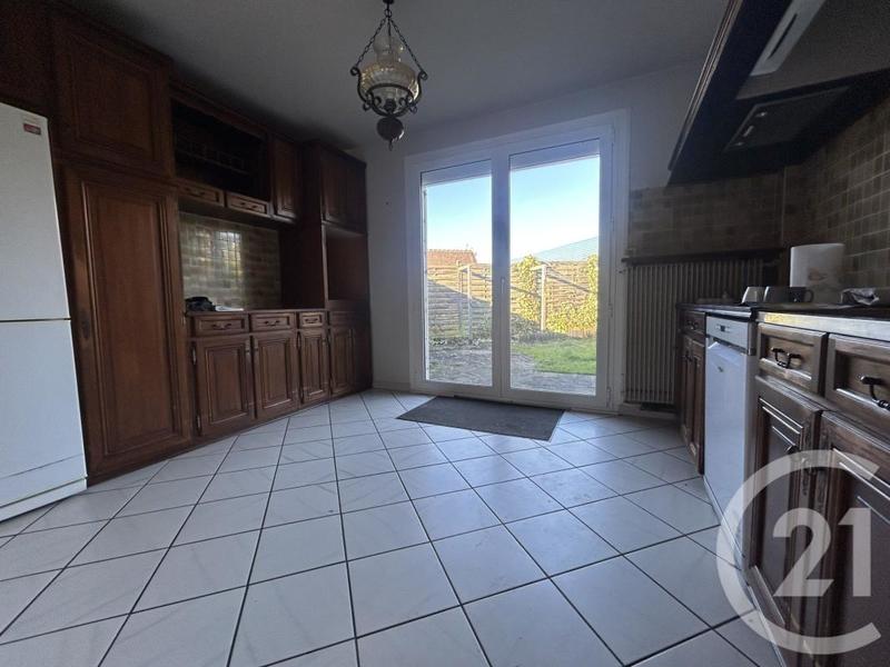 Maison - 96 m² - 5 pièces